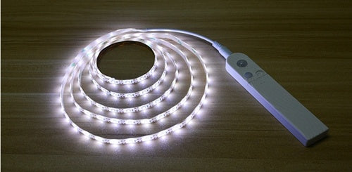 مصابيح LED مزودة بحساس حركة للمطبخ، إضاءة LED أسفل الخزانة