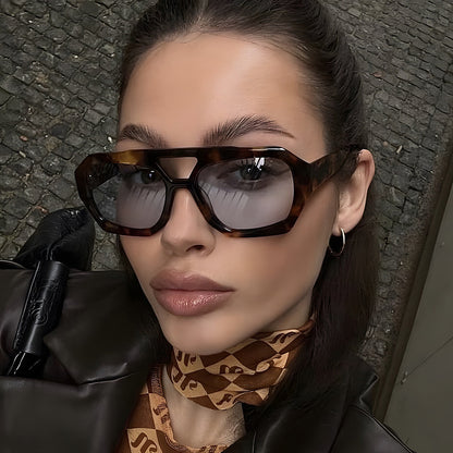 نظارات شمسية كبيرة الحجم بتصميم جلد النمر من إنس، مناسبة للصيف والعطلات على الشاطئ